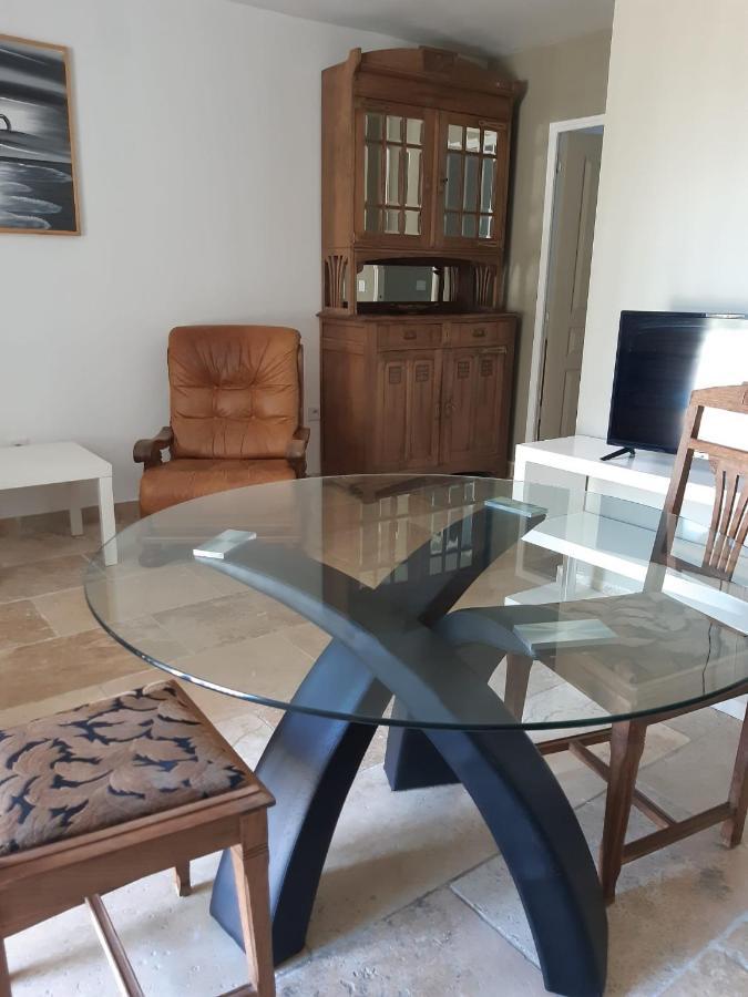 Au Pays Du Ventoux Bed & Breakfast Le Thor Exterior photo