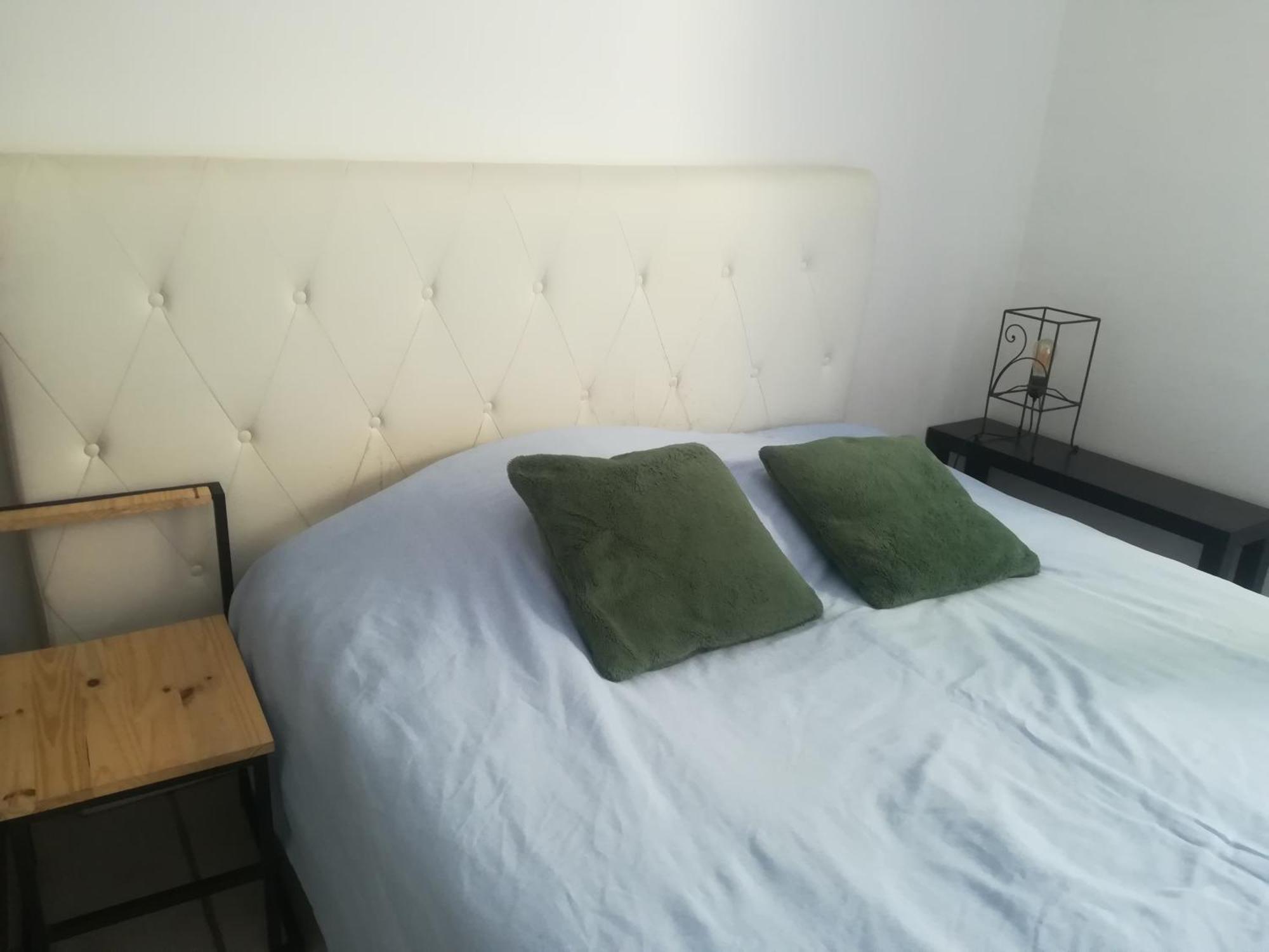 Au Pays Du Ventoux Bed & Breakfast Le Thor Room photo